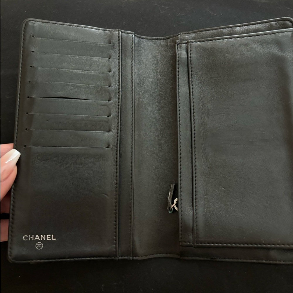 Patent Leather Black Chanel Wallet with Camilla Flowers on Back - Picture 4 of 6